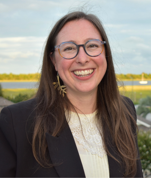 L1_Staff_Angela_Headshot_SP26